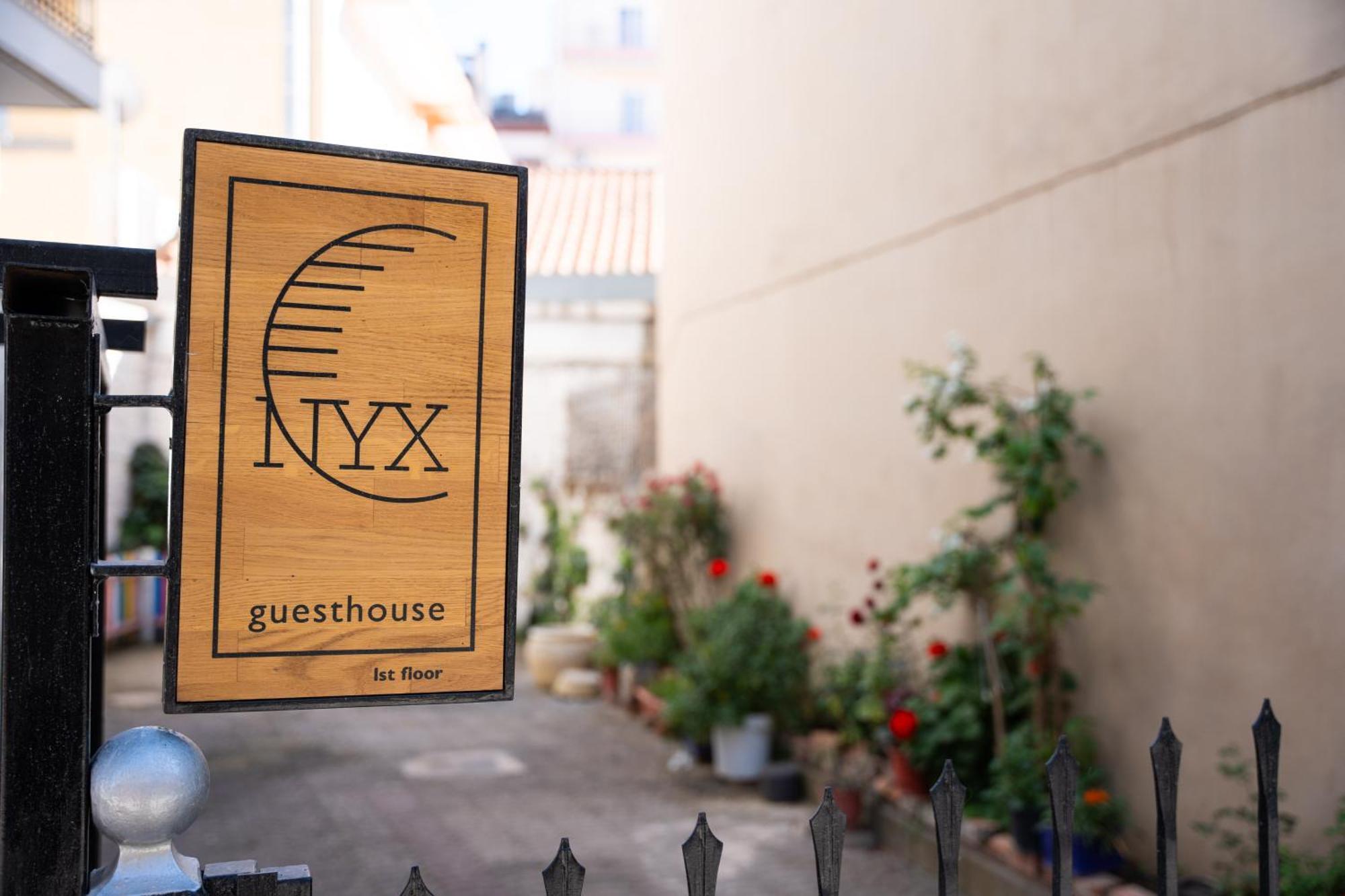Nyx Guesthouse Tripoli Buitenkant foto
